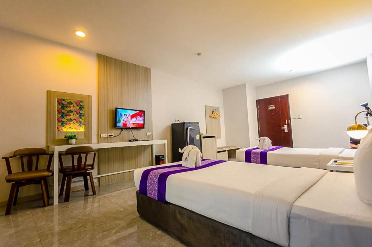 Embryo Hotel Pattaya Exterior foto