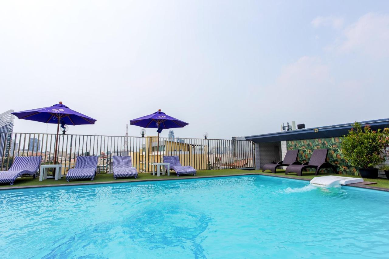Embryo Hotel Pattaya Exterior foto
