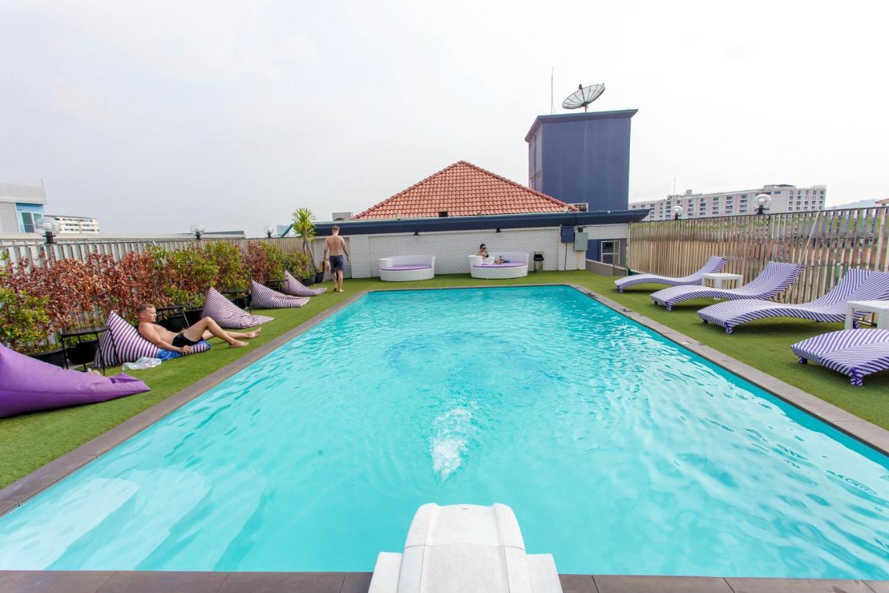 Embryo Hotel Pattaya Exterior foto